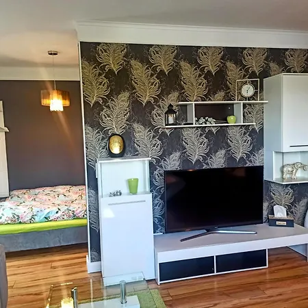 Apartment Xenos